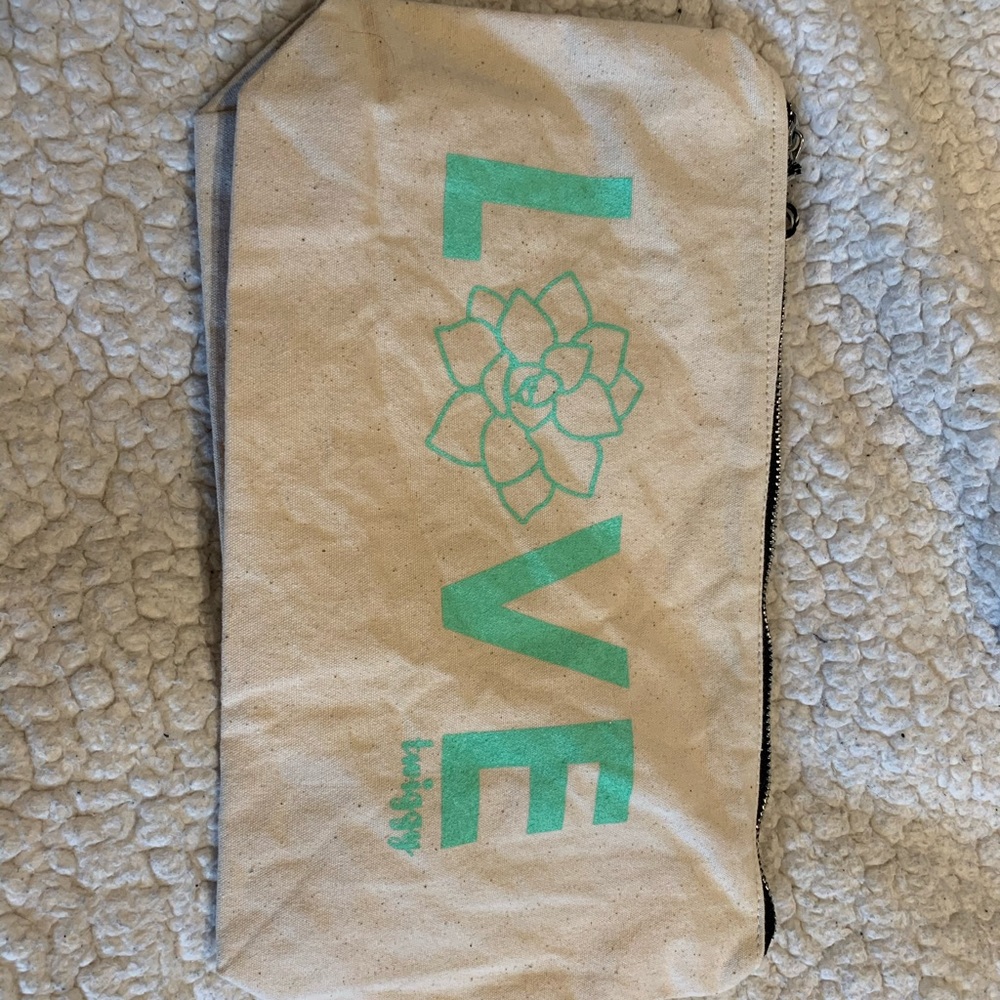 Hello Twiggy Canvas pouch